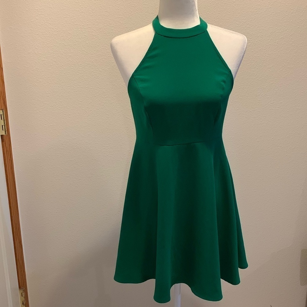 Forever 21 Emerald Green Colored Skater Style Dress. US Medium.